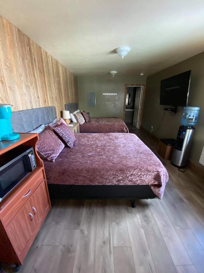 Parkway Yellowstone Guest House Room #1 Gardiner Eksteriør bilde