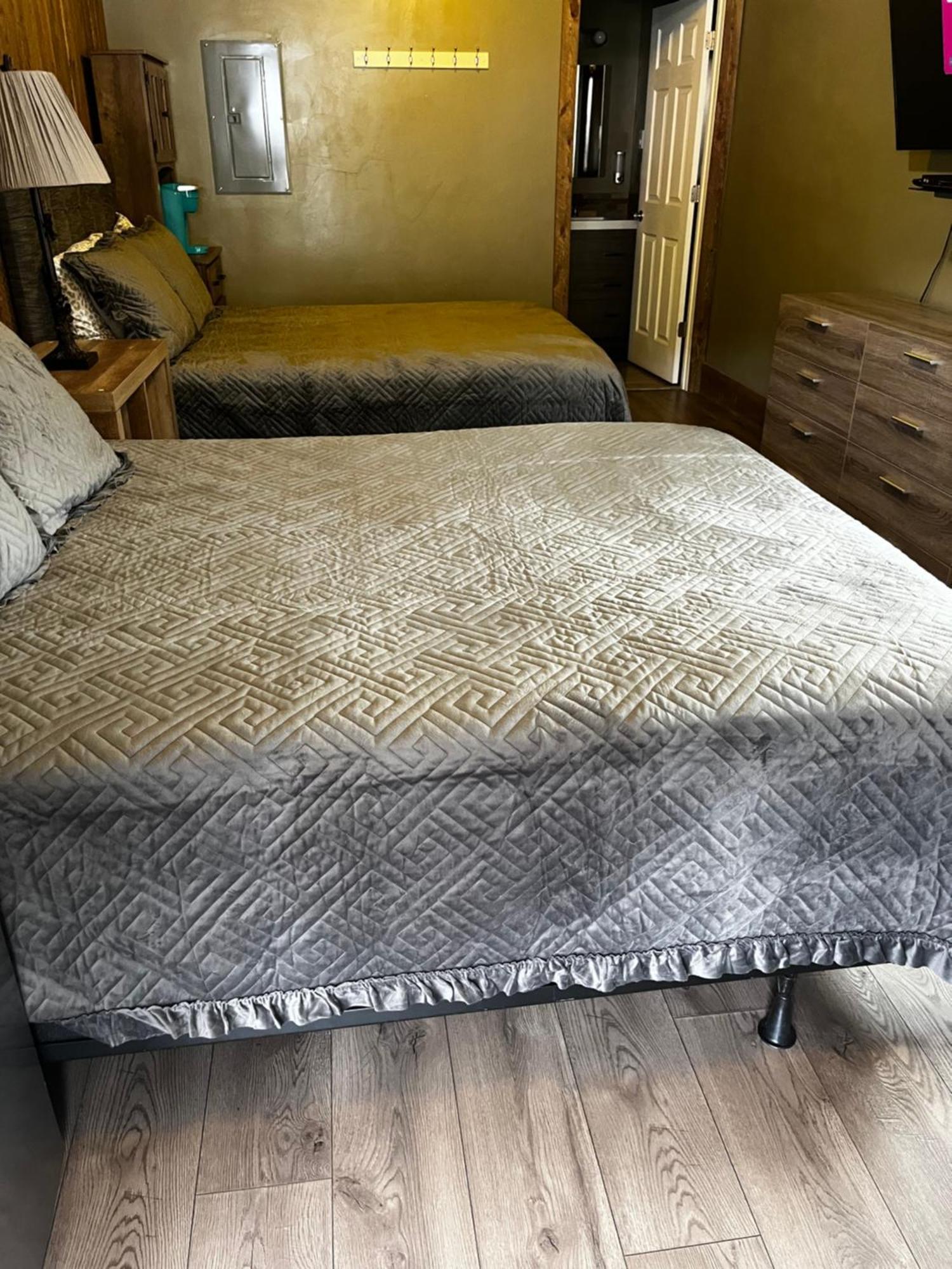 Parkway Yellowstone Guest House Room #1 Gardiner Eksteriør bilde